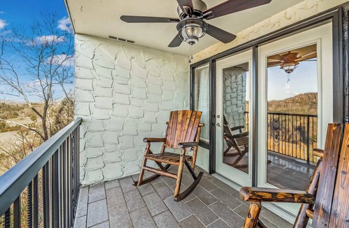 Caton Condo | Dolly's Castle Unit 4