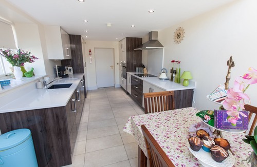 Warrenpoint House | Dolly's Cottage on the Bay