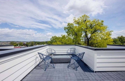 Whitebridge House | Dolly's Daydream #5-Rooftop Deck-Sleeps 8