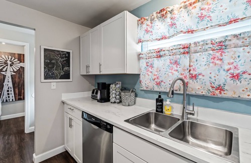 Huber Heights House | Dolly's Haven: 4BR, 2BA, Game-room, covered deck with fire-pit