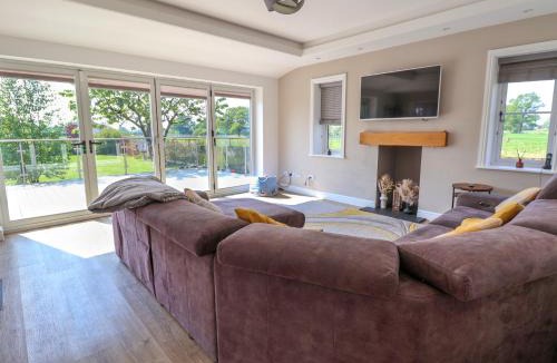 Warmingham House | Dolly's House