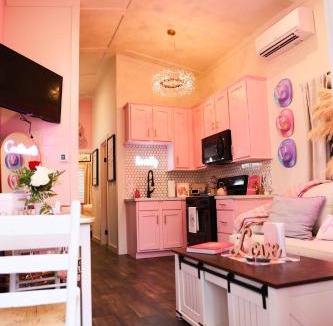 Dover House | Dolly's Place 2