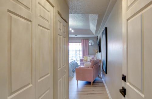 Louisburg House | 'Dolly Suite' at The Saint Hotel, Near Wineries!