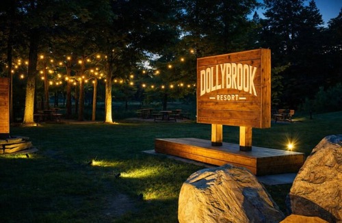 Fennville Resort | DollyBrook Resort - 9 Cottages - Room for 50 Guests