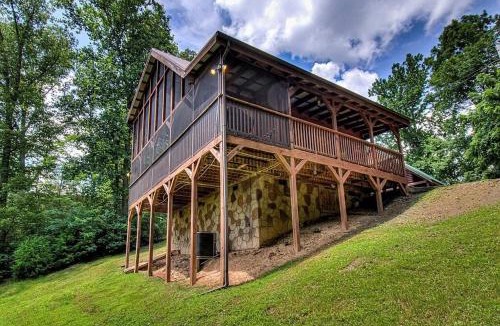 Caton House | Dollys Escape