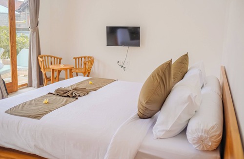 Lovina Bed & Breakfast | Dolphin 2 – Deluxe Double Room in New Villa on Lovina Beach