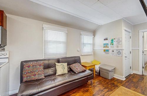 Rockaway Beach House | Dolphin 3