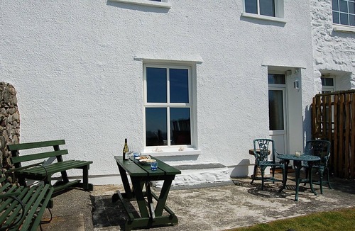 Tywyn House | Dolphin Beach House In Tywyn