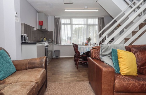 Dawlish Warren Cottage | Dolphin Chalet