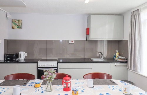 Dawlish Warren Cottage | Dolphin Chalet