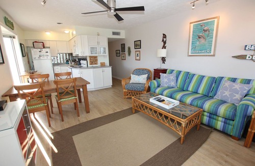 Duck Condo | Dolphin Dawn - See Dolphins at Dawn from your deck!