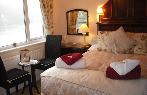 Looe House | Dolphin Guest House