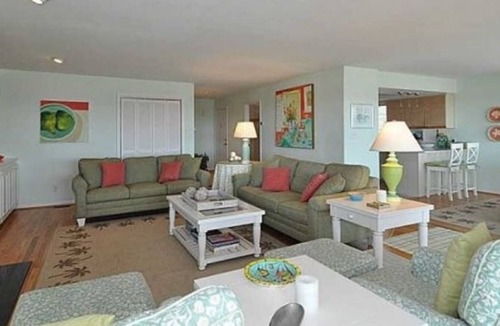 Northeast Virginia Beach House | Dolphin's Den (3-Bedroom Condo) by RedAwning