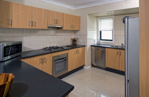 Vincentia Hotel | Dolphin Shores