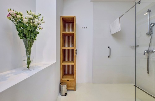 Veli Losinj Hotel | Dolphin Suites Hotel