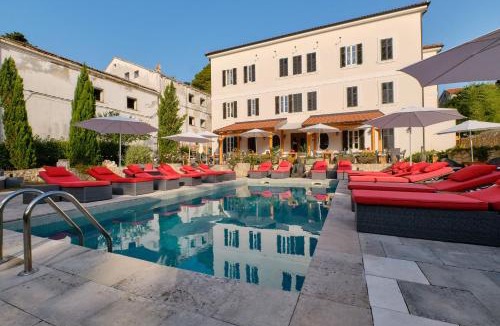 Veli Losinj Hotel | Dolphin Suites