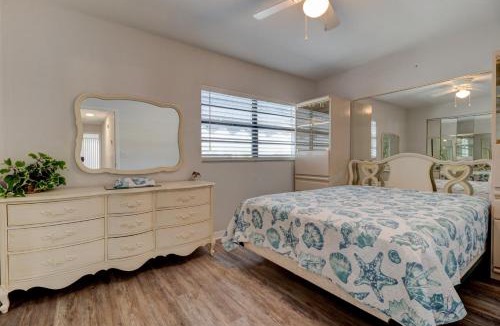 Southern Shores House | Dolphin Watcher 2 Bed Townhouse