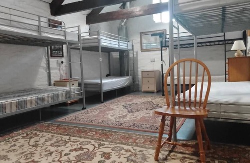 Tintagel Hostel | Dolphins Backpackers