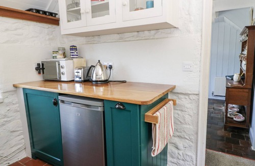 Llandyssiliogogo Cottage | Dolwylan Cottage