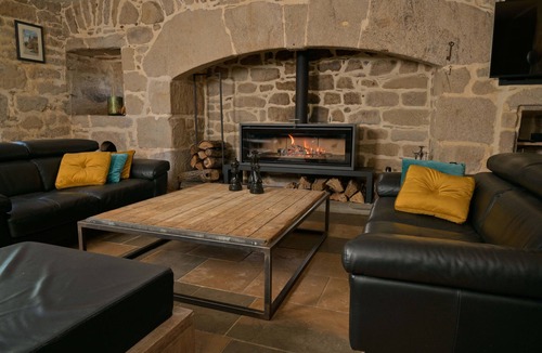 Camps-Saint-Mathurin-Leobazel House | Domaine du Vidal