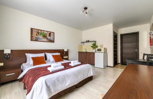 Pushkinsky District House | Dom Granda