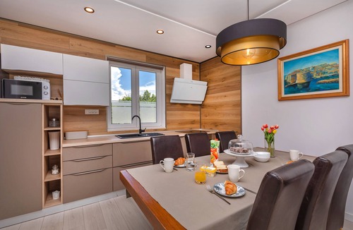 Cilipi Villa | DoMa 2bdm villa near Dubrovnik