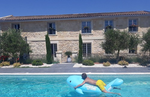 Saint-Louis-De-Montferrand House | DOMAINE DE GUILLEMIN