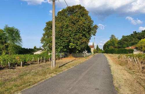 Saint-Germain-de-la-Riviere House | Domaine de La Garde