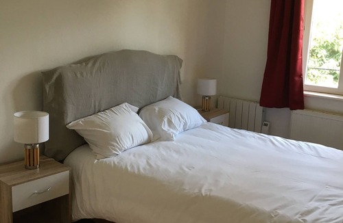 Le Landin Bed & Breakfast | Domain House - Landin Castle