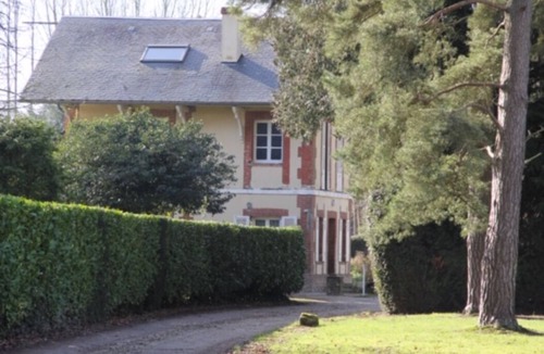 Le Landin Bed & Breakfast | Domain House - Landin Castle