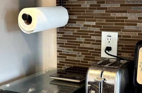 North Burnet Apartment | Domain Luxe Summary: