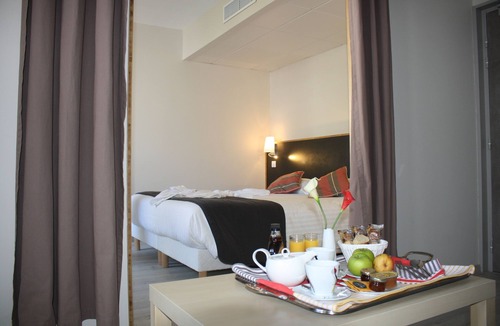 Mauleon-Licharre Hotel | Domaine Agerria