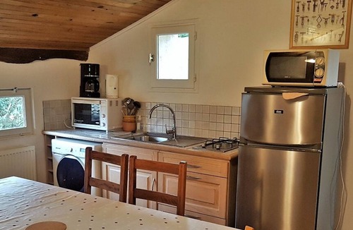 Les Echets House | Domaine Albert - POMMIERS