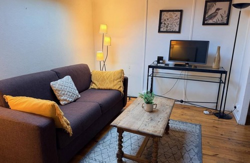 Les Echets House | Domaine Albert - POMMIERS