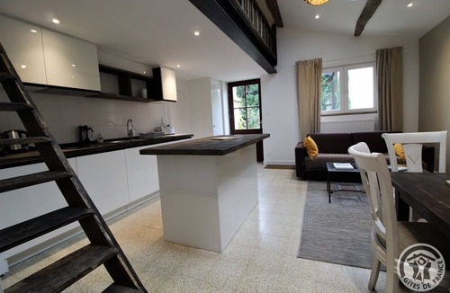 Les Echets House | Domaine Albert - Pommiers