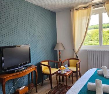 Saint-Gengoux-de-Scisse House | Domaine Bassy