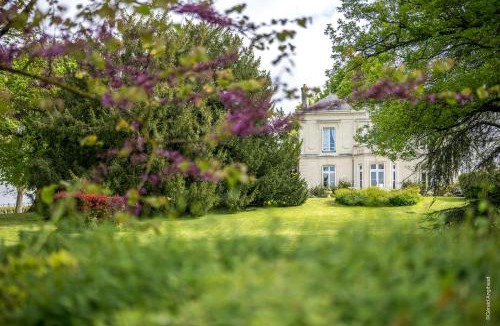 Distre Bed & Breakfast | Domaine Beaumont - Vignoble & Maison d'Hôtes Vigneronne