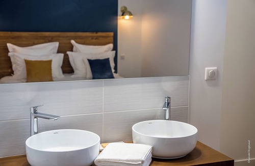 Distre Bed & Breakfast | Domaine Beaumont - Vignoble & Maison d'Hôtes Vigneronne