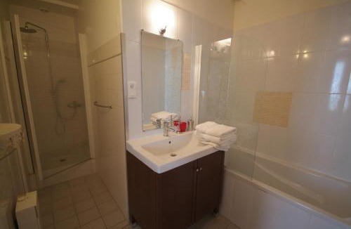 Escolives-Sainte-Camille Bed & Breakfast | Domaine Borgnat