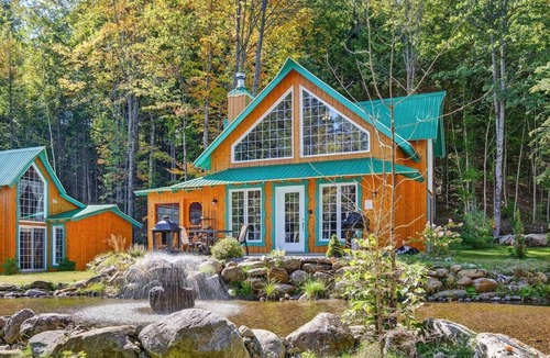 Saint-Alexis-des-Monts House | Domaine Rivière Sacacomie - La Mésange
