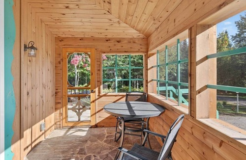 Saint-Alexis-des-Monts Ski Chalet | Domaine Rivière Sacacomie - Le Cardinal