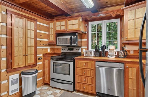 Saint-Alexis-des-Monts Ski Chalet | Domaine Rivière Sacacomie - L'Hirondelle