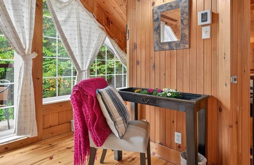 Saint-Alexis-des-Monts Ski Chalet | Domaine Rivière Sacacomie - L'Hirondelle