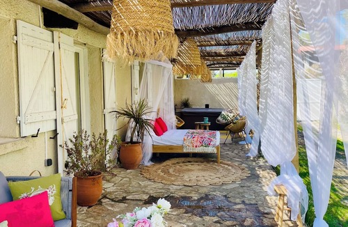 Mauguio Cottage | Domaine Casa Calina & Spa- Petanque -Park 2000 m2 - Horse - Sea