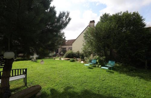 La Chapelle la Reine House | Domaine Chapelle