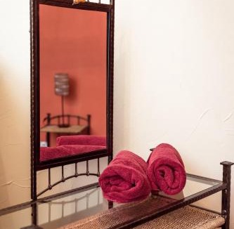 Saint-Jean-d'Alcapies Bed & Breakfast | Domaine d'Alcapiès