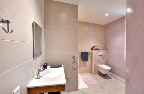 Archiac House | Domaine d'Arcalis