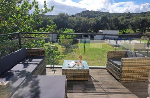 Laure-Minervois House | Domaine d'Azéou