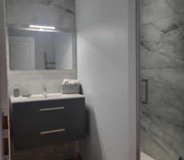 Canet Apartment | Domaine d'Ella Jourre