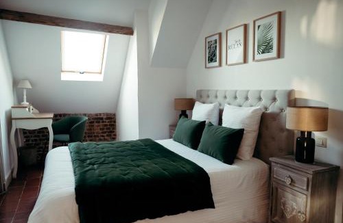 Aisonville-et-Bernoville Hotel | DOMAINE DES LUMIERES